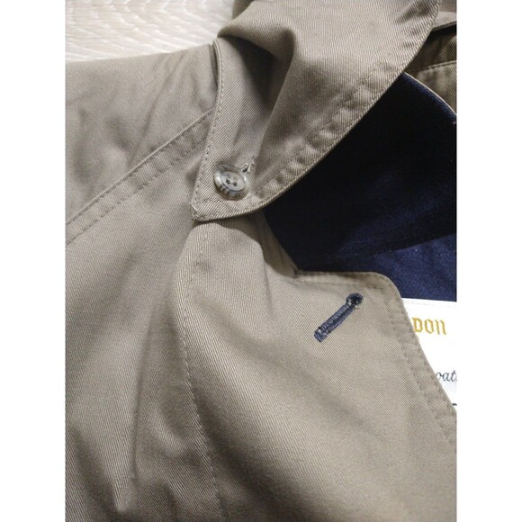 Vintage London Fog Trench Coat - 8Pet. - Picture 5 of 7